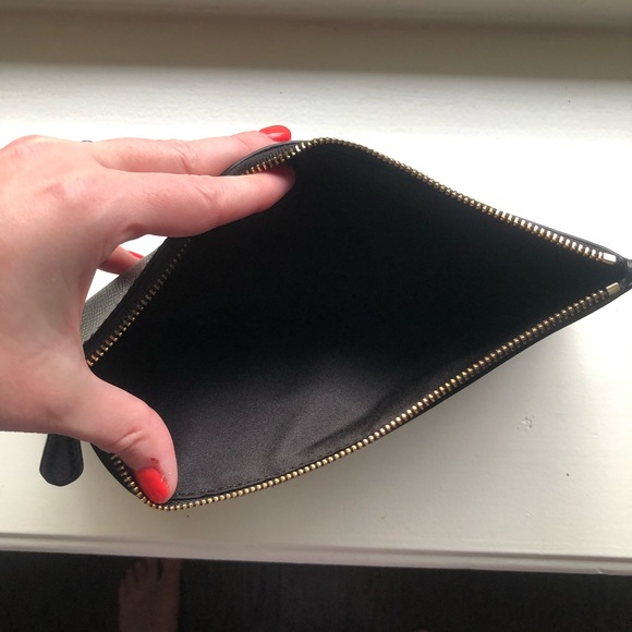 Brand new without tags coach clutch - Picture 4 of 4
